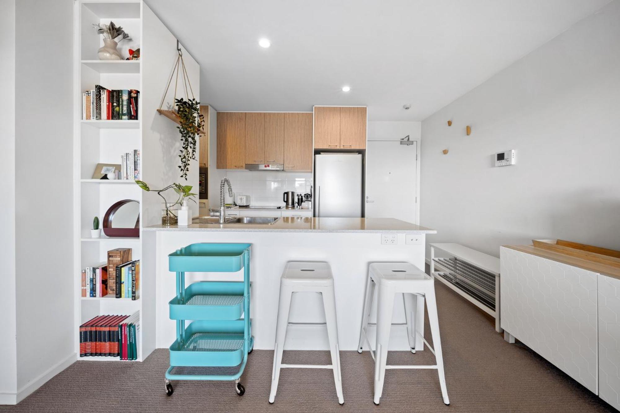 Apartment Spacious Inner-city 1-bed In Trendy Braddon *